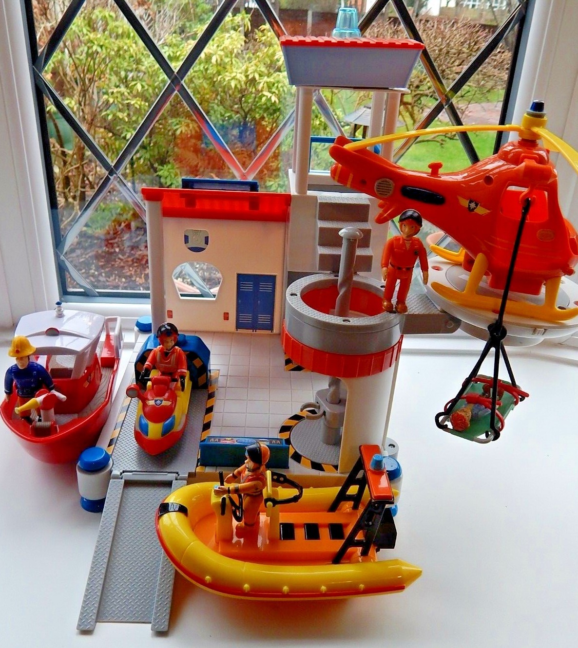 Fireman Sam Conjunto de Juego Rescate Océano Mar con vehículos de rescate y 5 figuras Fireman Sam Conjunto de Juego Rescate Océano Mar con vehículos de rescate y 5 figuras