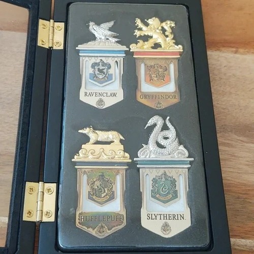 NEW Harry Potter / Hogwarts House Bookmarks from Barnes & Noble - Picture 2 of 3