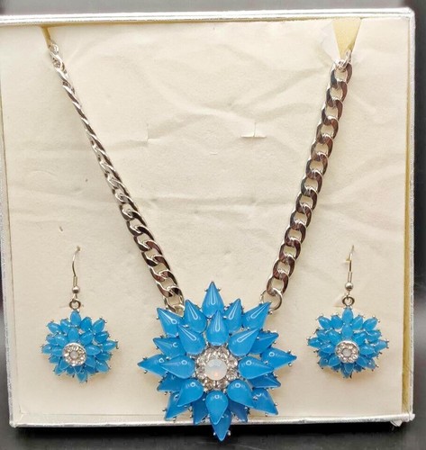π Vintage Statement Necklace & Earring Set β Blue Floral Crystal Design