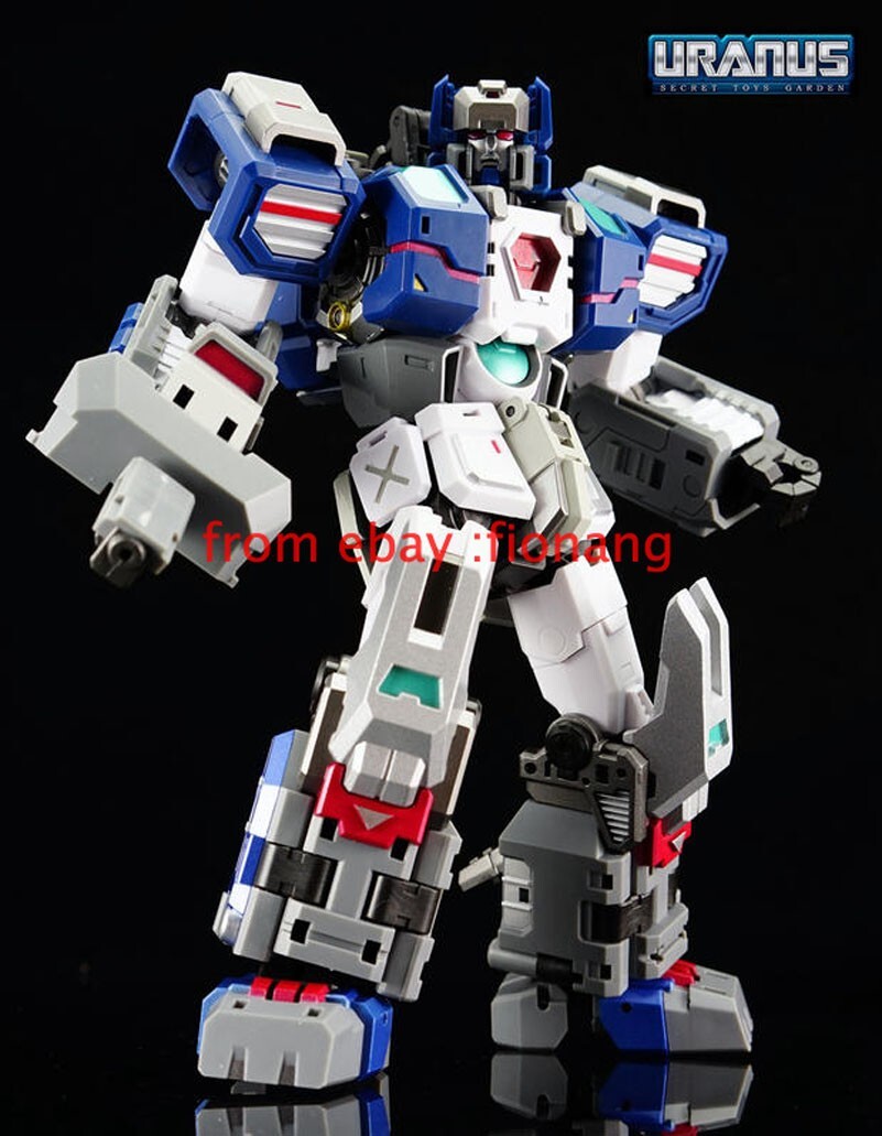 PerfectEffect PE-DX03 Warden ウォーデン 並行輸入品 Perfect Effect PE-DX03 Warden Fortress Maximus Action Figure