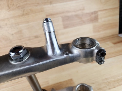 1985 85 ATC250R HONDA OEM FRONT TRIPLE TREE CLAMPS STEERING STEM 1986 ATC 250R - Picture 4 of 13