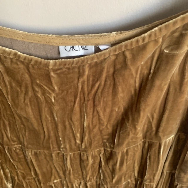 Falda con volantes en capas de terciopelo aplastado CACHE dorada para mujer talla 8 caprichosa gótica Foto 2 de 4