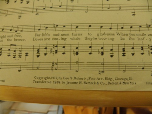 Smiles Song Vintage 1918 Sheet Music Beautiful Smiling Girl Help Win the War - Picture 9 of 9