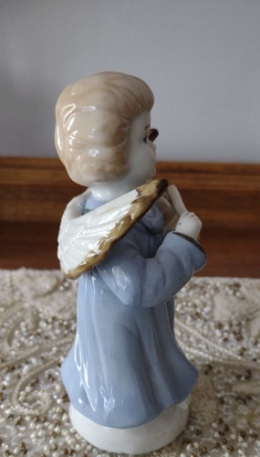 Enesco Blue Angel with Violin Figurine. KO - Picture 2 of 7