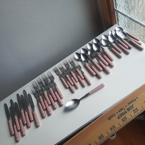 Juego de cubiertos 41 piezas de acero inoxidable de por vida con mango rosa Taiwán servicio para 7-8 - Imagen 6 de 17