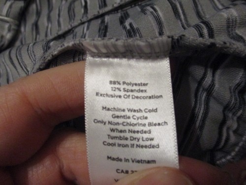 T by Talbots Gray UPF 50+ Athleisure Stretch Cowl Neck Pullover Size P Petite - Picture 8 of 8