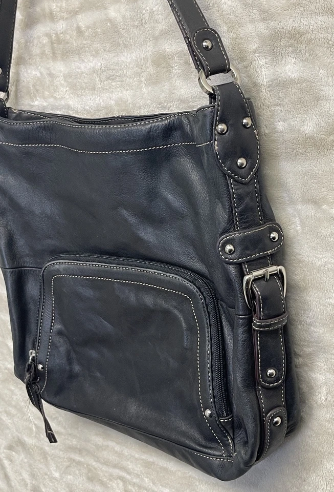 复古 Tignanello 黑色真皮 L 单肩包手提包钱包拉链口袋 — 第 3/4 张图片
