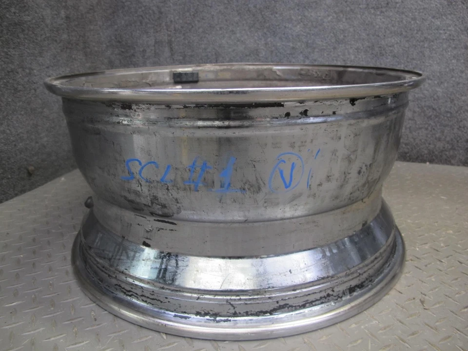 JUEGO DE 4 LLANTAS CROMADAS MHT R18 18" 18X8.5J ET34 18X10J ET40 5X114.3 Foto 2 de 4