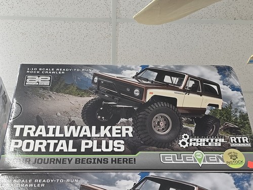 Element Enduro Trailwalker Portal Plus RTR RC Car Scale Truck Crawler READ - Picture 2 of 2