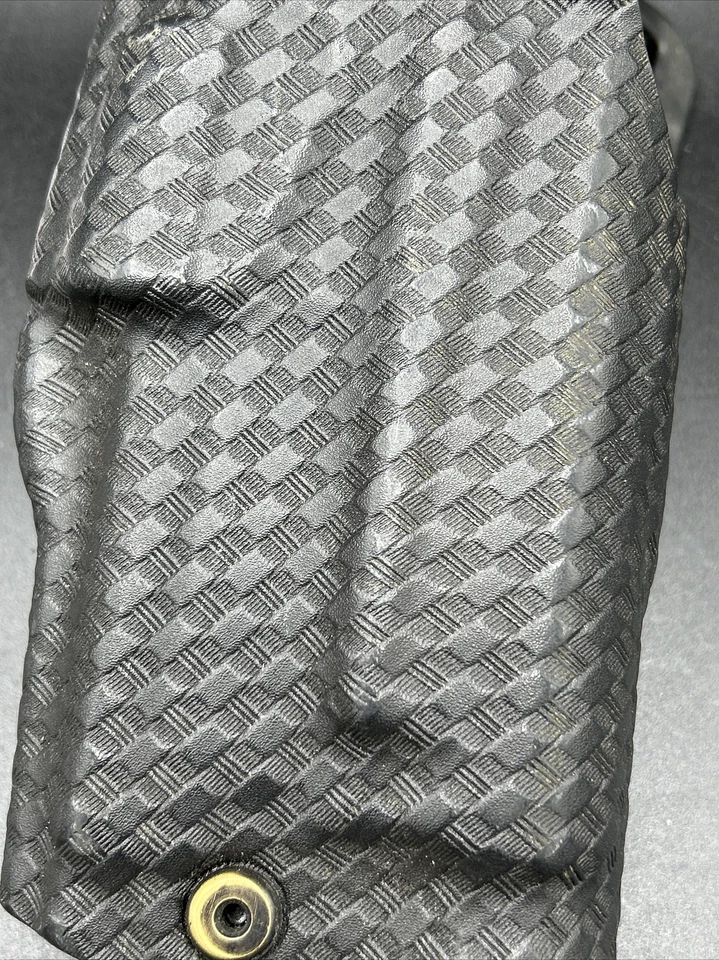 Safariland 6360-7742 SIG P220/P226R Level III  ALS/SLS Duty Holster LH w/ Light - Image 2 of 4