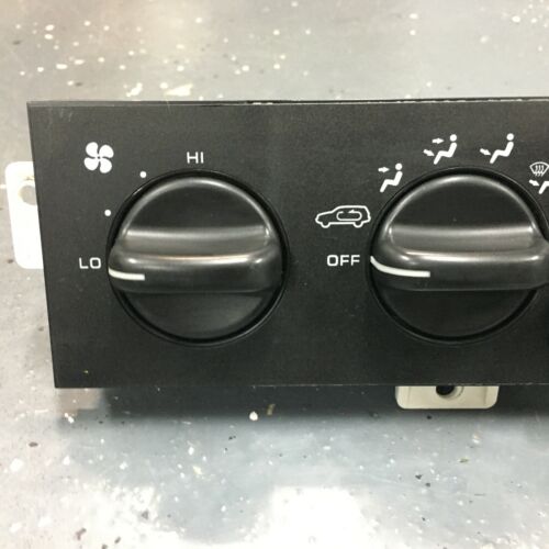 96 97 98 JEEP GRAND CHEROKEE HEATER CLIMATE CONTROL 1996 1997 1998 SINGLE LOREDO - Picture 3 of 4