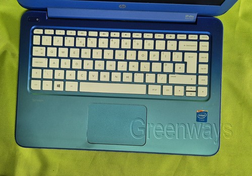 HP Stream 13-c055sa 13.3" Laptop Blue with AC Adapter - Picture 8 of 11
