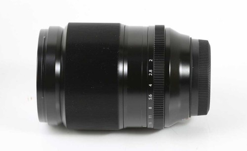 Fujifilm XF 90mm f2 R LM WR Lens - Picture 3 of 5