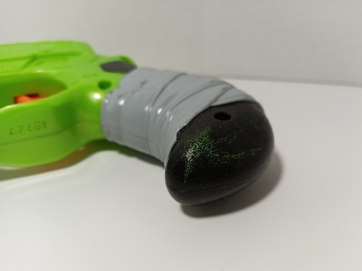 Hasbro A6562 Nerf Zombiestrike Double Strike 4