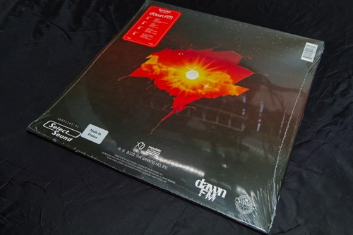 THE WEEKND DAWN FM ALTERNATE COVER ED. 2LP VINYL (TRANSLUCENT SILVER) w/ STICKER - Picture 2 of 8