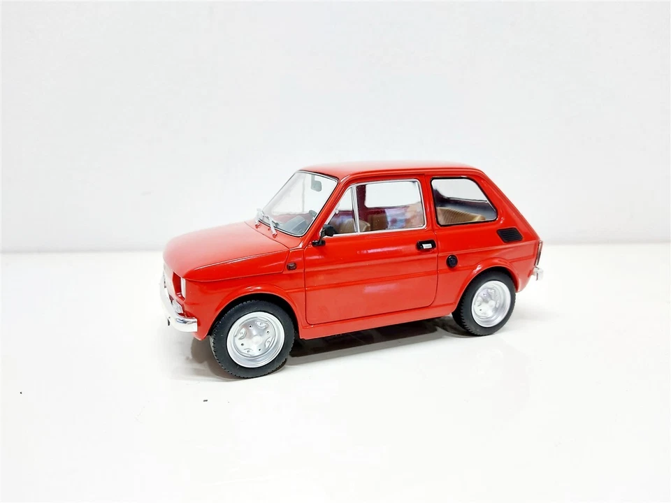 Fiat 126 Rosso del 1972 - 1/18 MCG - Immagine 3 di 4