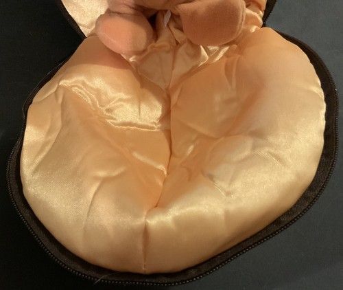 Disney Store Exclusive Winnie The Pooh In Reversible Egg Plush Beanie - Picture 3 of 10