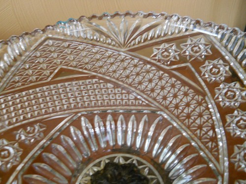 VTG. Large Monarch Crystal and Brass Compote with Prisms on Marble Base Italy - Picture 9 of 13