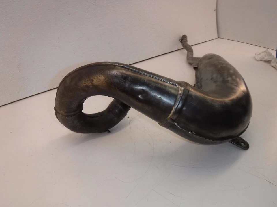 Suzuki RM125 RM125A 1978 tubo de escape fabricante de equipos originales cabezal de cámara Foto 2 de 4