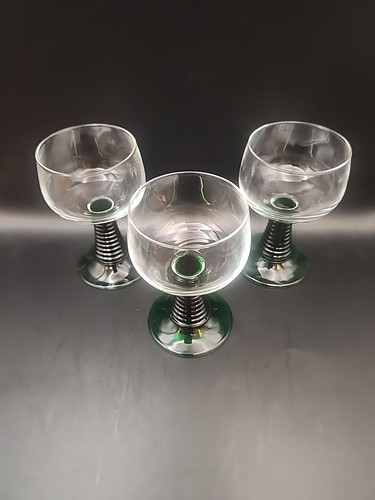 3 Vintage French ARC Emerald Green BEEHIVE Stem Wine Glass 0.2L - Picture 11 of 11