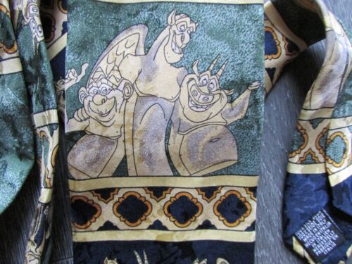 Corbata 100 % seda Disney's the Hunchback of Notre Dame de Disney Tie Rack - Imagen 4 de 8