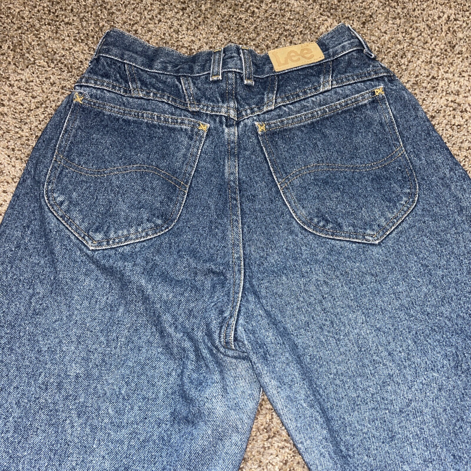 Vintage LEE Womens High Rise Taper Leg Jeans Size 8 (waist 24) - View 12