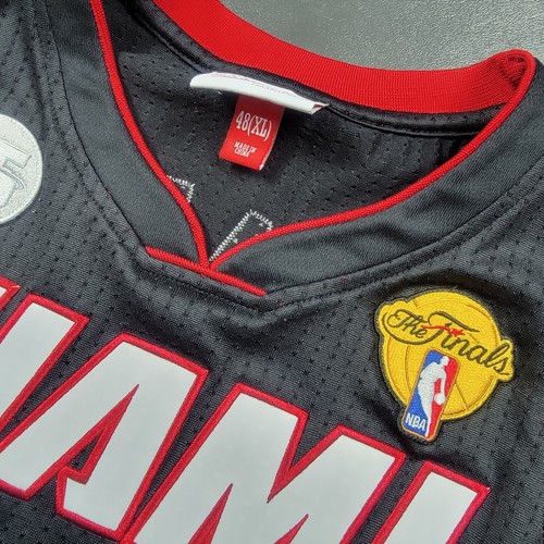100% Authentic Dwyane Wade Mitchell & Ness 2013 Finals Miami Heat Jersey 48 XL - Picture 4 of 6