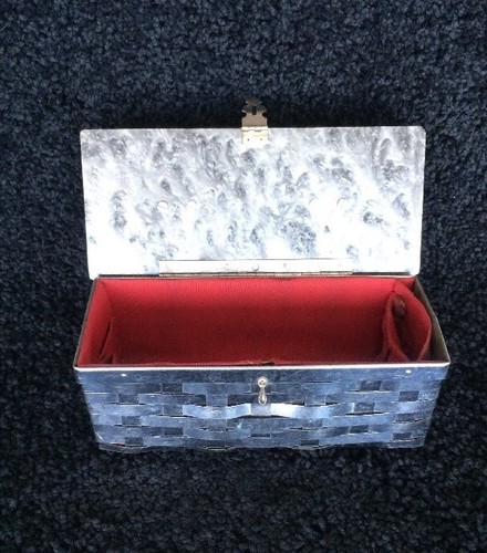 Lucite and Metal Purse Mid Century - Picture 10 of 11