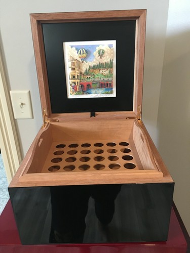 Romeo Y Julieta Humidor with Charles Fazzino 3-D Giclee Print Signed & Numbered - Picture 4 of 4