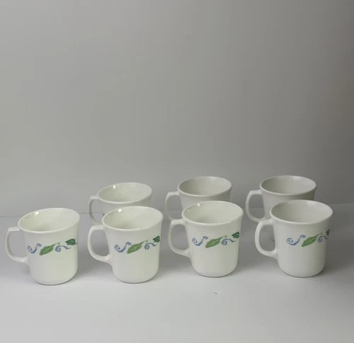 Vintage Corning USA Coffee Tea Cups (7)  D Handled Mugs. Microwave Safe.