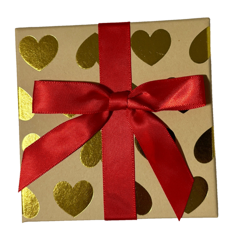 Gift card Box Gold Hearts Red Ribbon NEW - Picture 2 of 3