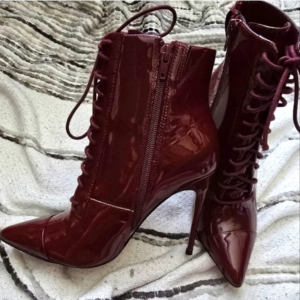 Elegantes botas de aguja con cordones borgoña Aldo Foto 2 de 4