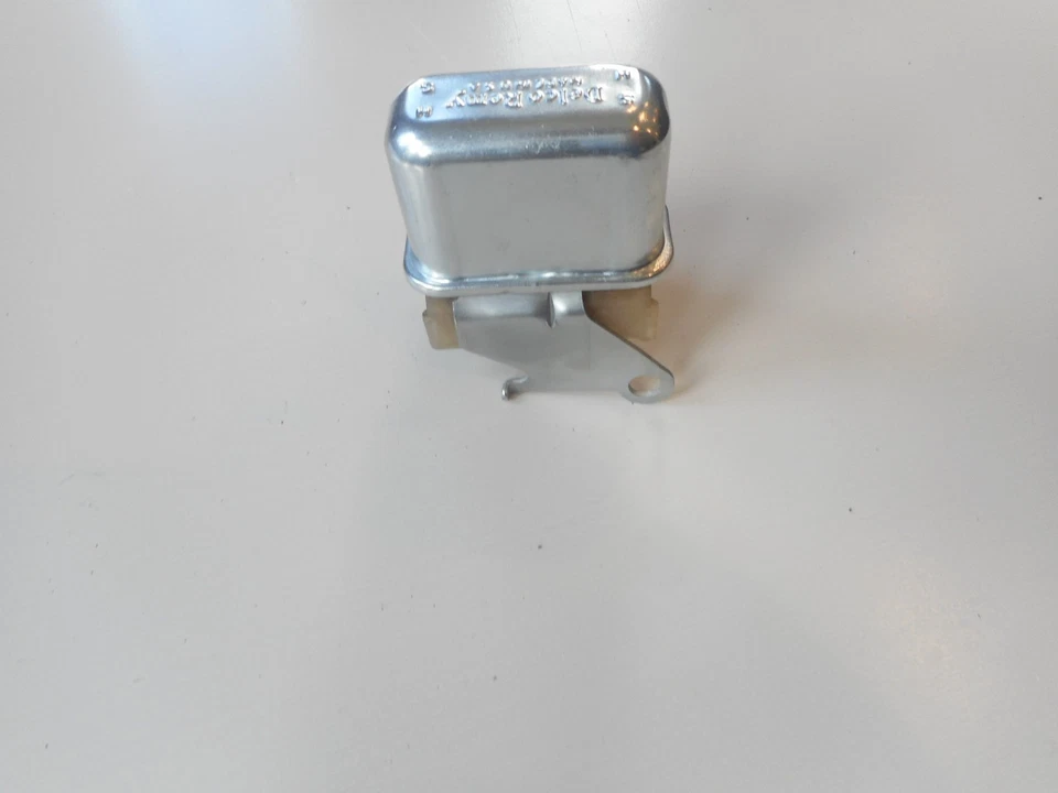68 69 862 Horn Relay Delco Remy  Corvette Camaro 1115862  Restored Z-28 ZL-1 Foto 4 de 4
