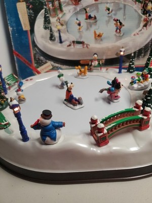Disney MR. CHRISTMAS Mickeys Holiday Skaters Ice Skating