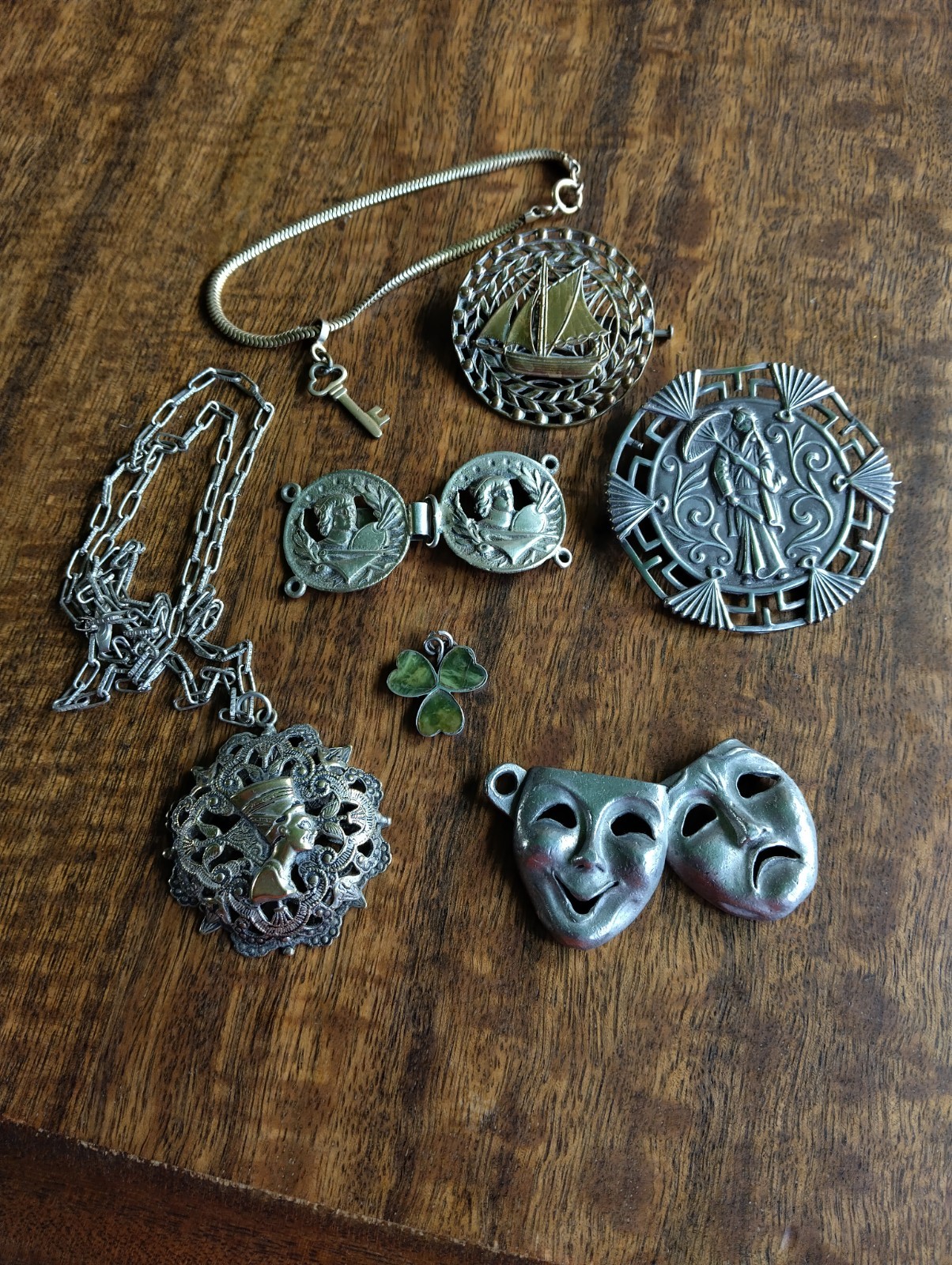 Collection Antique Vintage Brooches Pendants Bracelet Belt Buckle French UK Cnda