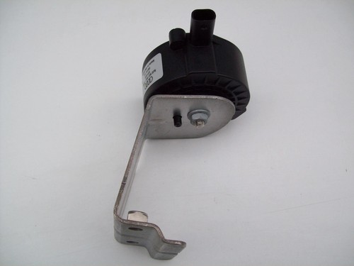 VW Polo Impact Sound Actuator & Bracket 6R0906559 2010-2014 - Picture 3 of 4