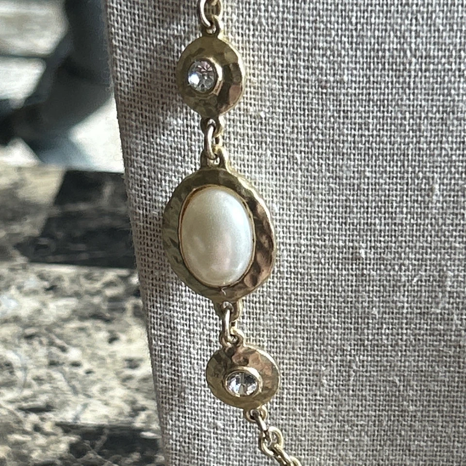 KENNETH JAY LANE 32" Tono Dorado Blanco Imitación Perla Eslabón Collar Clásico Elegante Foto 3 de 4