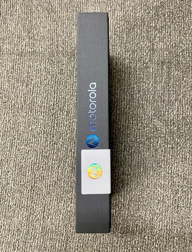 MOTOROLA RAZR 2024 - 256GB (Unlocked) - Koala Gray - Brand New! Factory Sealed! - Picture 3 of 4