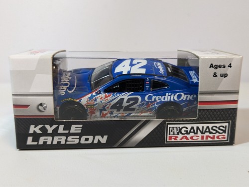 2018 Kyle Larson Credit One Patriotic Chicagoland 1:64 Diecast Lionel Racing ARC