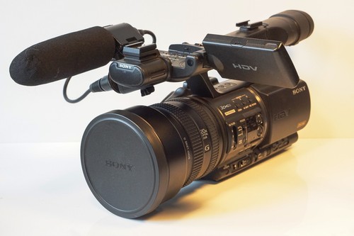 Sony HVR-Z5E HDV 1080i MINI DV Video Camcorder w/ HVR-MRC1 Memory Recording Unit - Picture 14 of 23