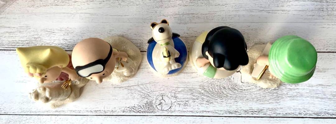 SNOOPY - スヌーピー海外限定 Lenox ビーチパーティ Lenox Peanuts Beach Party Figurines (Set of 5) - Bed Bath