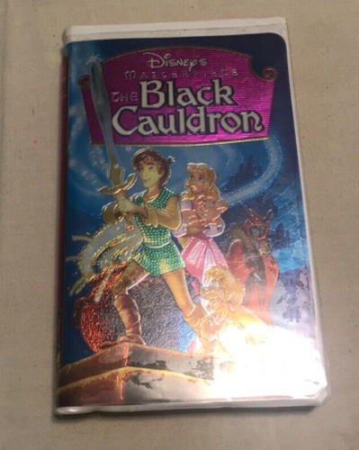 The Black Cauldron VHS Movie Disney Masterpiece Collection Metallic Cover Art - Picture 2 of 7