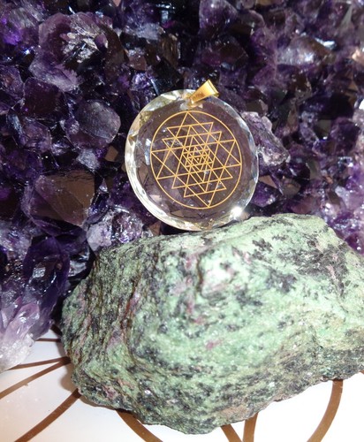 Sri Yantra Pendant Aura Chakra Quant Photon Radionics 24K Symbol Energy Amulet - Picture 2 of 7