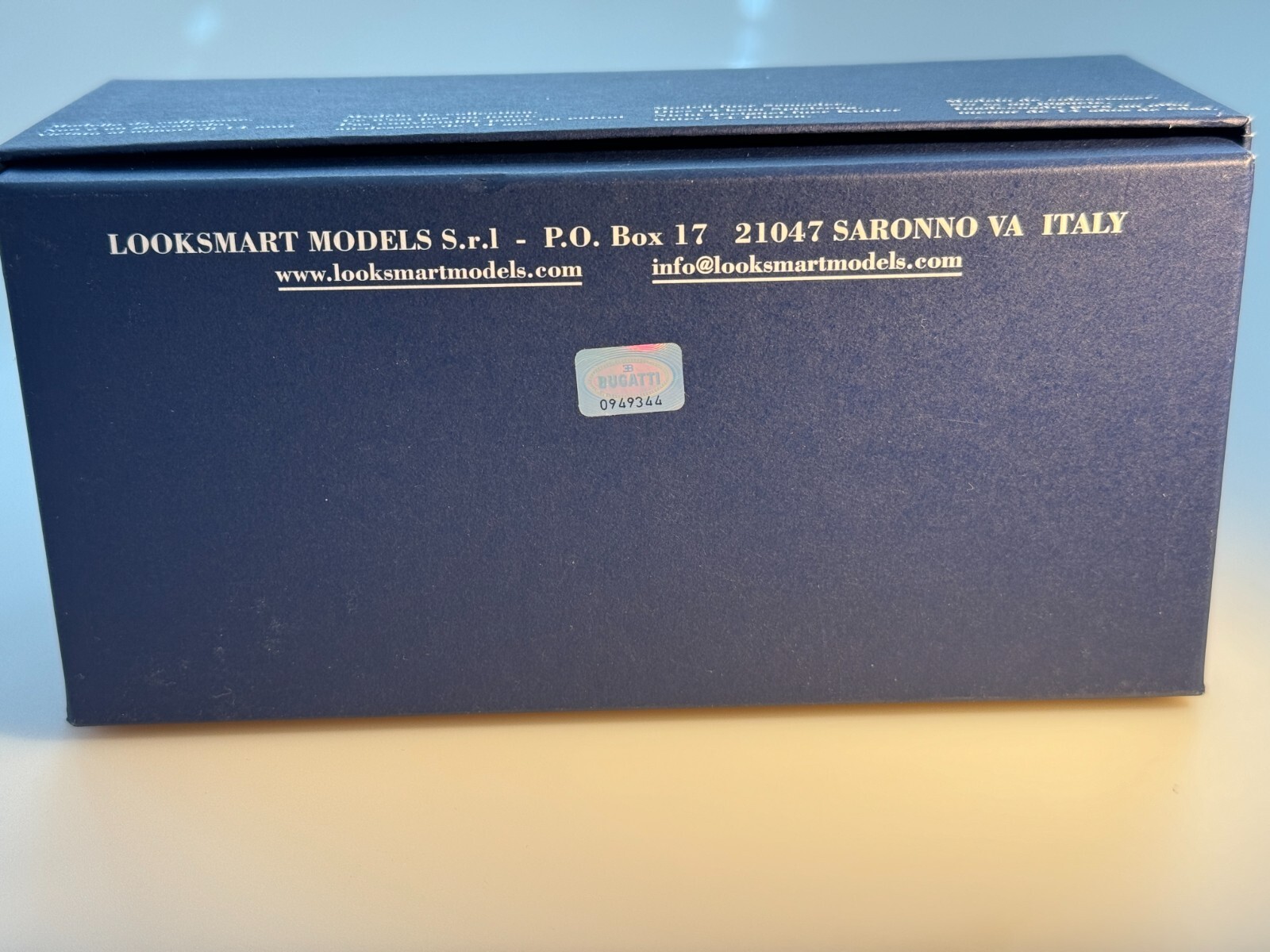 Foto 4 di 23