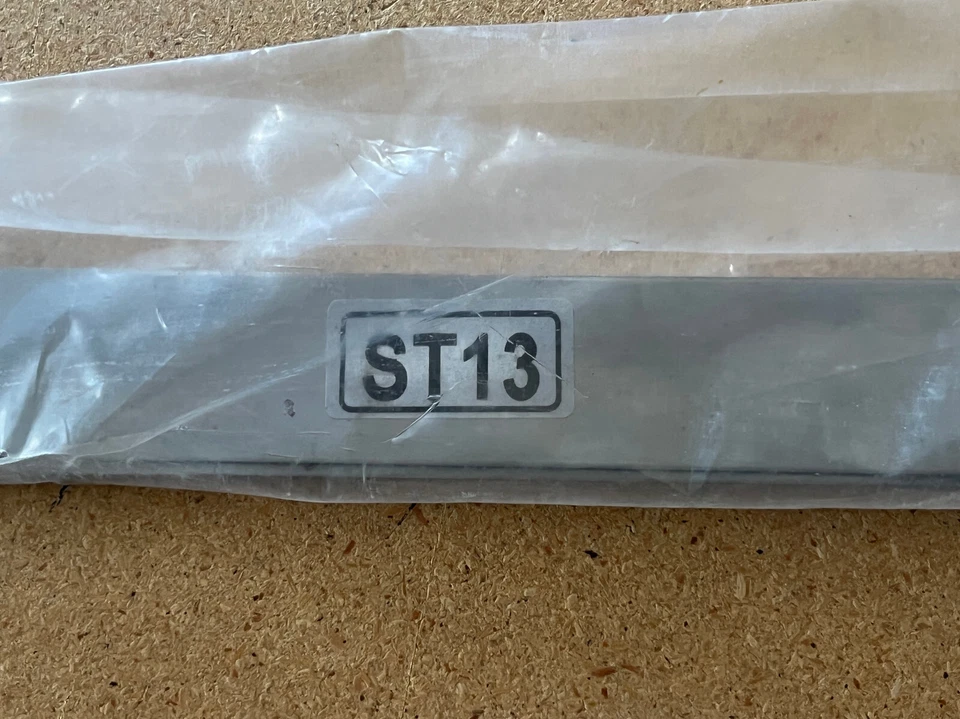 Correas para tanque de combustible Spectra Premium ST13 aptas para Chevrolet G10 G20 G3 GMC G15 G25 G35 Foto 3 de 4