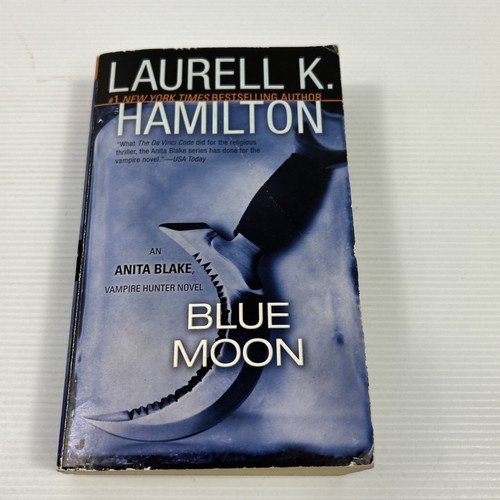 Anita Blake Vampire Hunter Novels x 6 by Laurell K. Hamilton small P/B Books - Picture 11 of 18