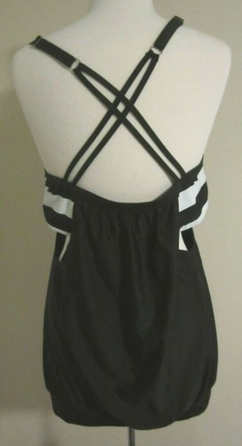 Camiseta Tankini Negra con Rayas Tirantes Espalda SIN MARCA Talla 2XL - Imagen 1 de 5