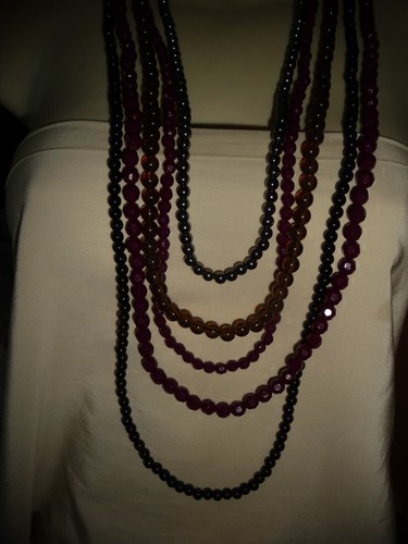 ZARA 17'' L LAYERED 5 ROWS RED BLACK GRAY BROWN BEADS STATEMENT NECKLACE #18/7 - Picture 2 of 9