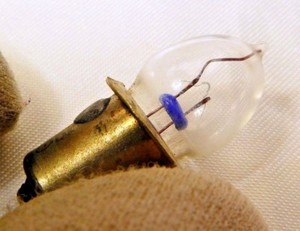 Box of 10 GE General Electric PR-6 PR6 Miniature Flashlight Lamps Light Bulbs