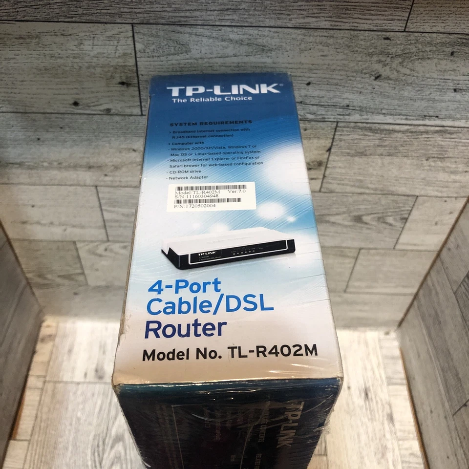 BRAND NEW TP-Link TL-R402M 4-Port 10/100 Wired Router - Image 3 of 4